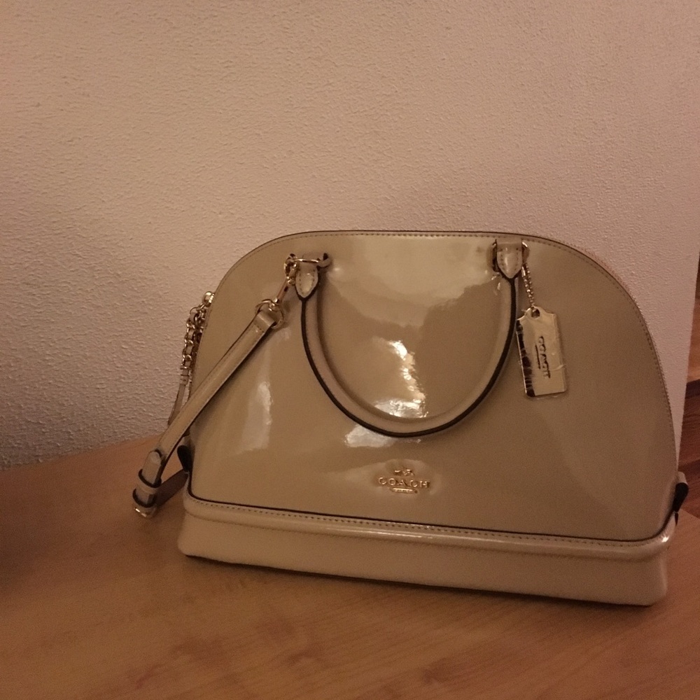Coach Sierra Patent Leather Bag w Shoulder Strap